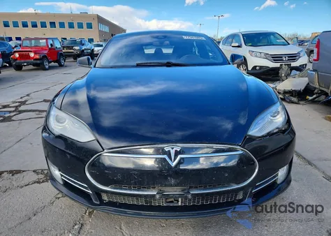 2014 Tesla Model S from USA, damaged, VIN 5YJSA1H19EFP65130